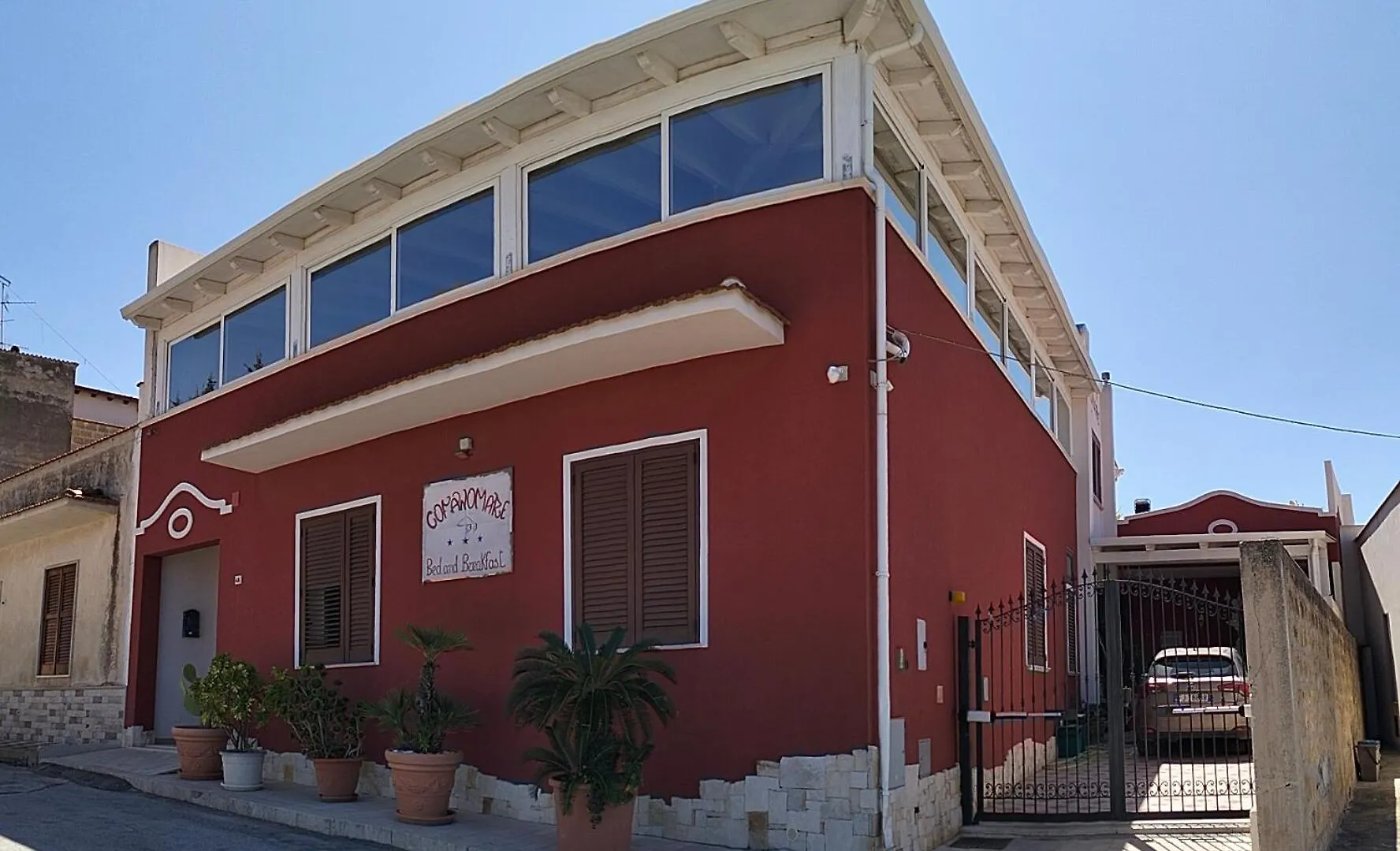 Bed and Breakfast Cofanomare Custonaci 3*,